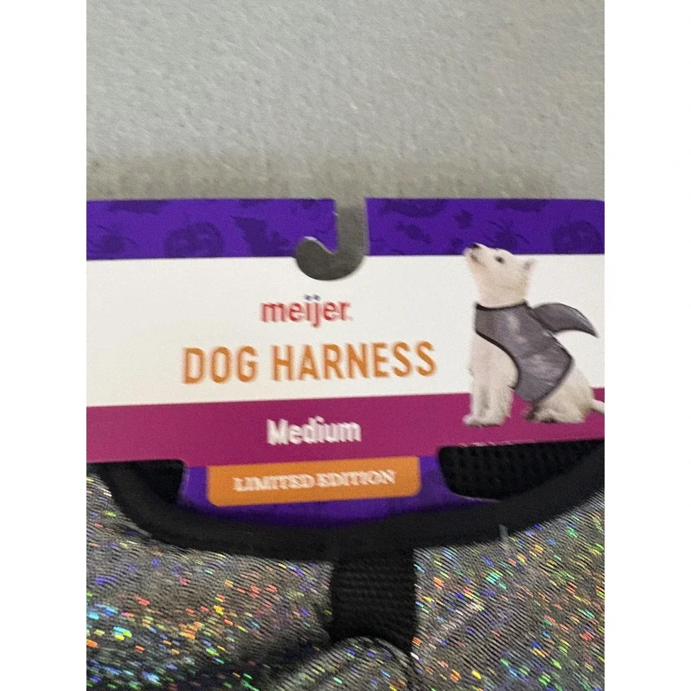 Meijer Dog Harness Medium Reflective Holographic Silver Limited‎ Edition